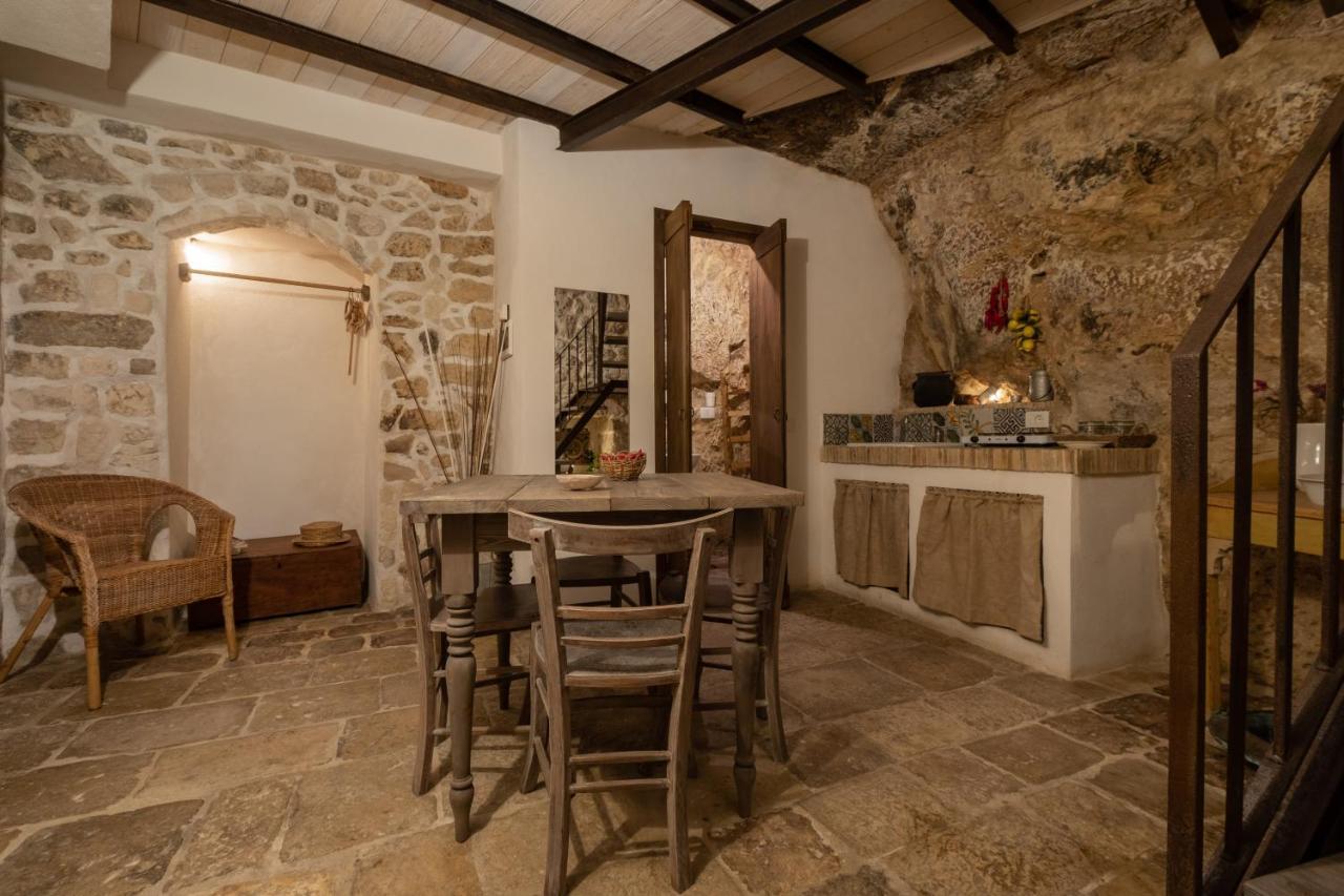 Case-Grotte Degli Avi, Esperienza Abitativa In Grotta Modica Exteriör bild
