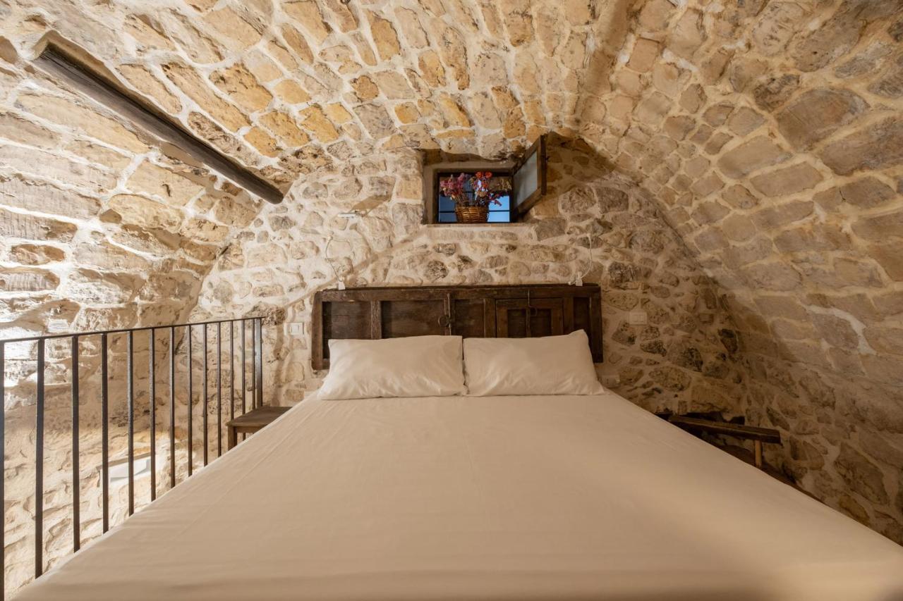Case-Grotte Degli Avi, Esperienza Abitativa In Grotta Modica Exteriör bild