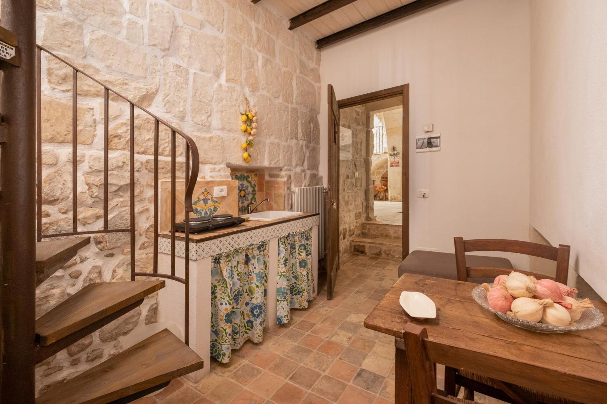 Case-Grotte Degli Avi, Esperienza Abitativa In Grotta Modica Exteriör bild