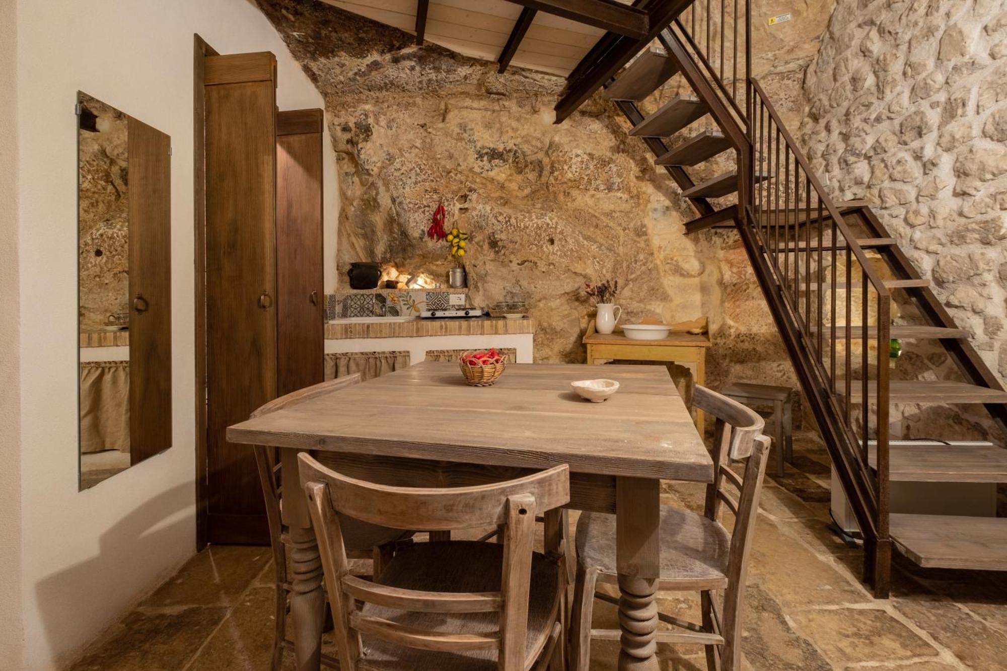Case-Grotte Degli Avi, Esperienza Abitativa In Grotta Modica Exteriör bild