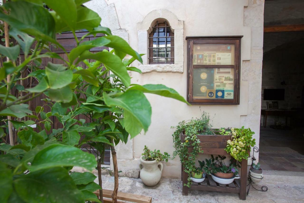 Case-Grotte Degli Avi, Esperienza Abitativa In Grotta Modica Exteriör bild